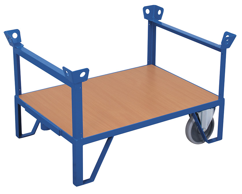 Two-wheeled platform with end walls Two-wheeled platform with end walls